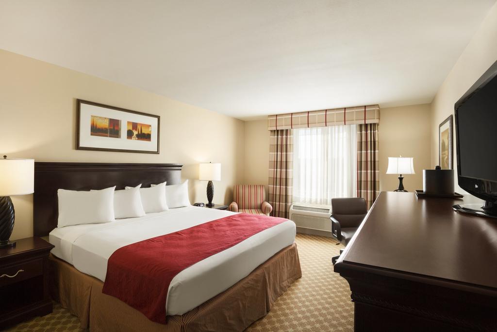 Baymont By Wyndham Sumter Hotell Exteriör bild